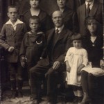 1920 Famiglia Panero nonna Lilly, la prima a dx